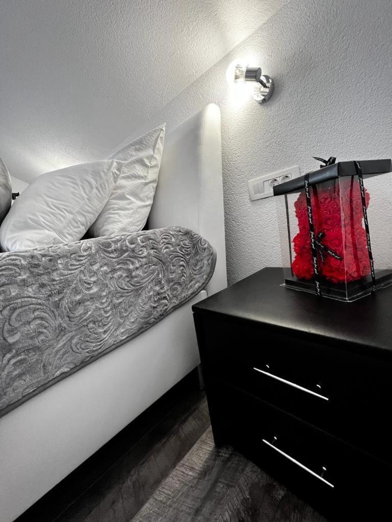 Luxury Apartment Megy Otočac Exteriör bild